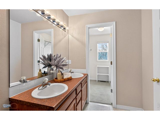 510 N Parkside Dr E, Longmont, CO 80501