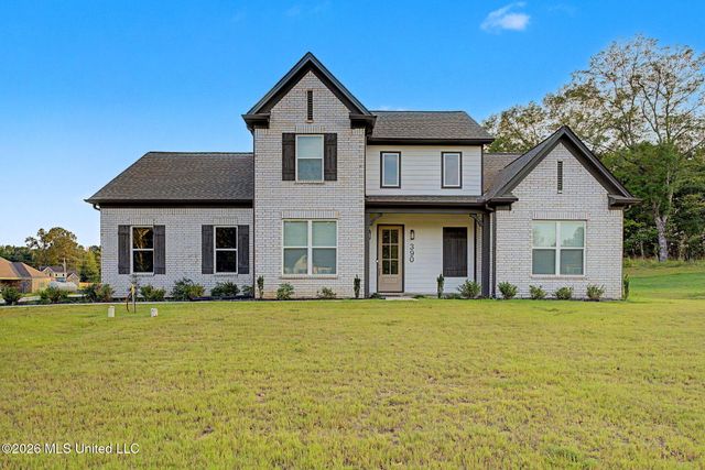 390 Centerline Roper Loop, Byhalia, MS 38611