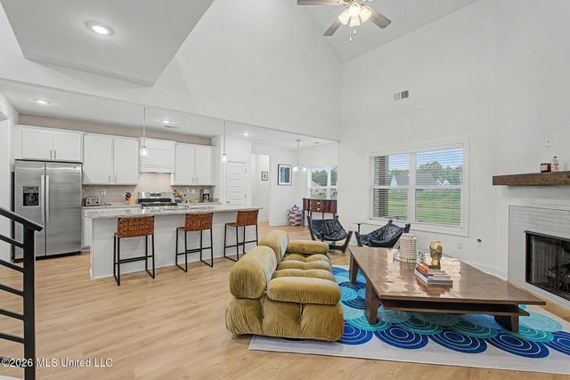 390 Centerline Roper Loop, Byhalia, MS 38611