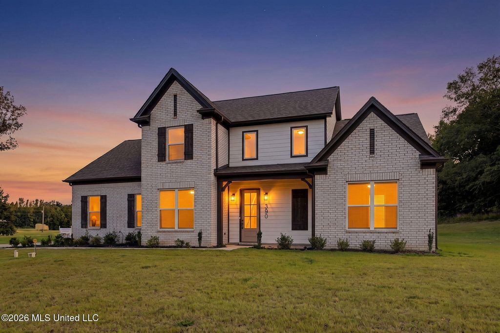 390 Centerline Roper Loop, Byhalia, MS 38611