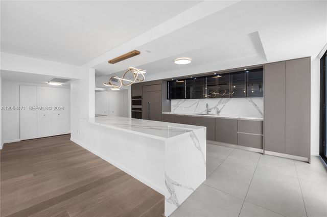 9 Island Ave 814, Miami Beach, FL 33139