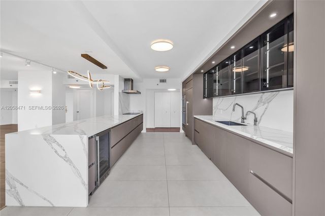 9 Island Ave 814, Miami Beach, FL 33139