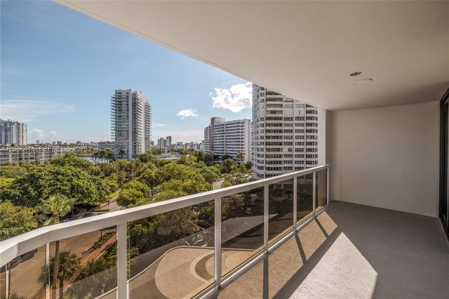 9 Island Ave 814, Miami Beach, FL 33139