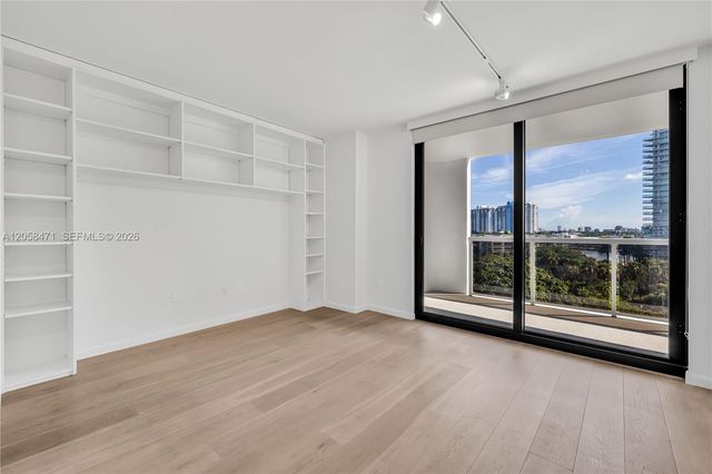9 Island Ave 814, Miami Beach, FL 33139