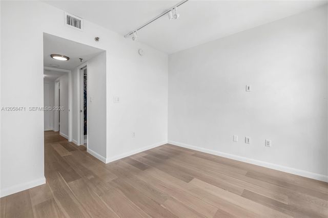 9 Island Ave 814, Miami Beach, FL 33139