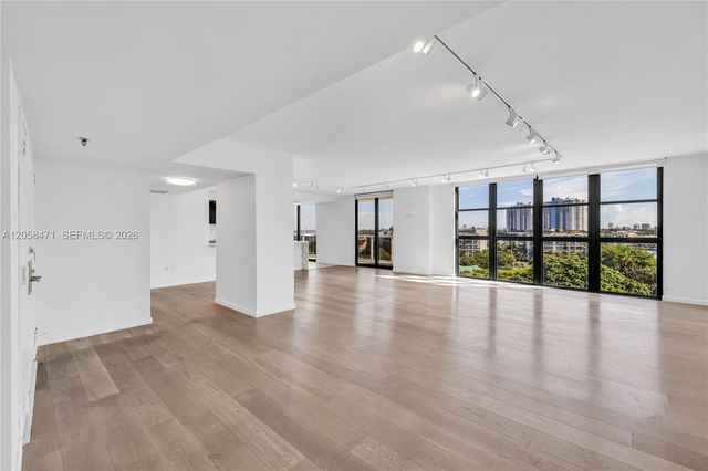 9 Island Ave 814, Miami Beach, FL 33139