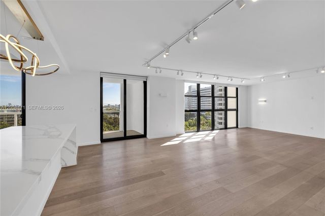 9 Island Ave 814, Miami Beach, FL 33139
