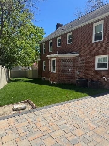 82 Arlmont 82, Arlington, MA 02476
