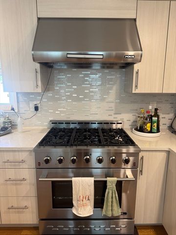 82 Arlmont 82, Arlington, MA 02476