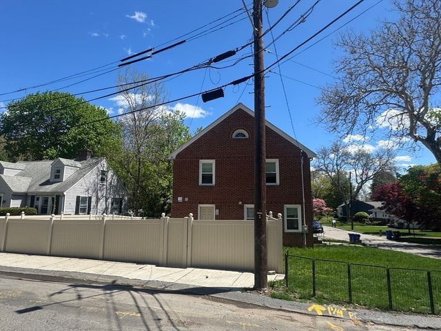 82 Arlmont 82, Arlington, MA 02476