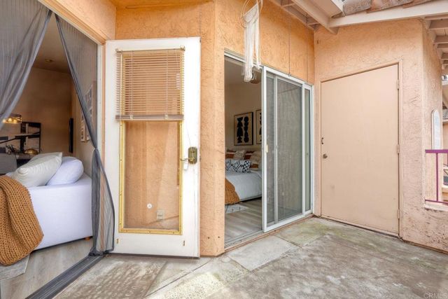 18674 Caminito Cantilena 242, San Diego, CA 92128