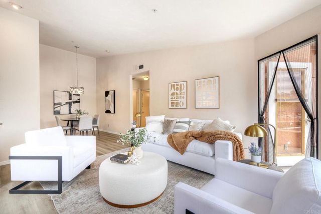 18674 Caminito Cantilena 242, San Diego, CA 92128