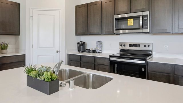 208 Redwood Road, Princeton, TX 75407