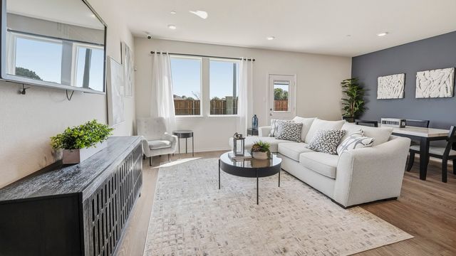 208 Redwood Road, Princeton, TX 75407