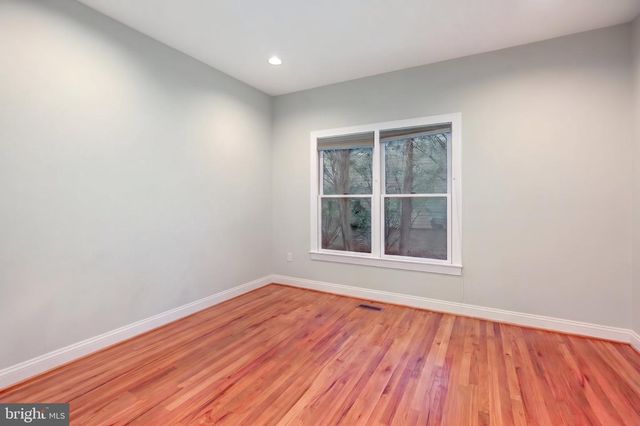9304 WILDOAK DR, Bethesda, MD 20814
