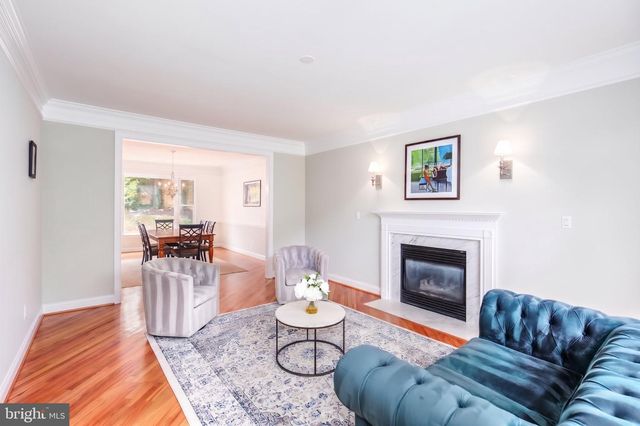 9304 WILDOAK DR, Bethesda, MD 20814