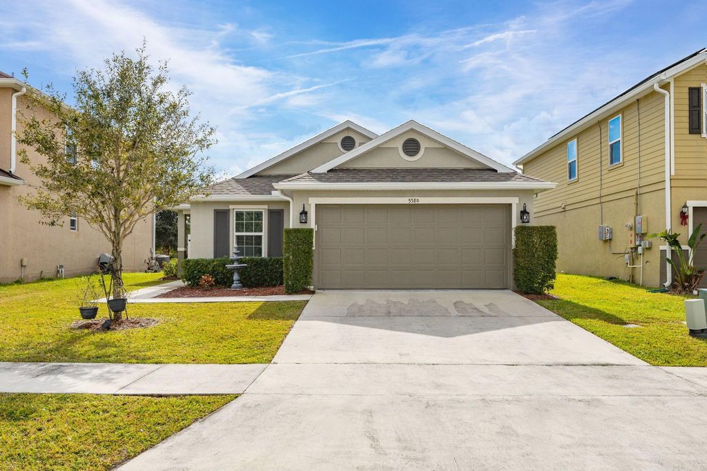 5580 NW Pine Trail Circle, Port St. Lucie, Port St Lucie, FL 34983