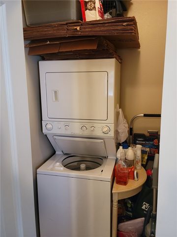 3164 N Barnsbury Terrace 103, Fayetteville, AR 72703