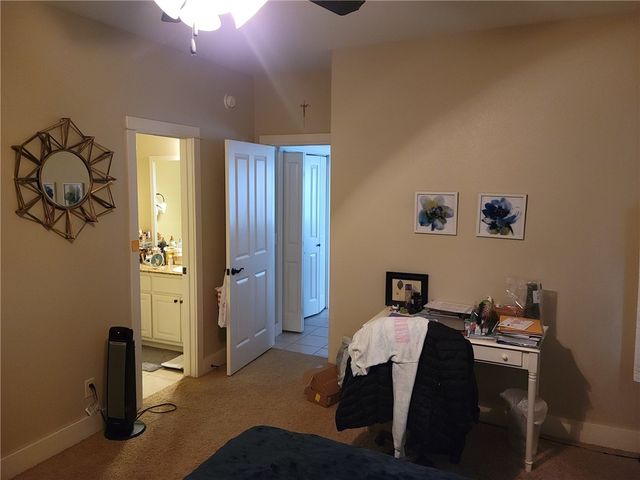 3164 N Barnsbury Terrace 103, Fayetteville, AR 72703