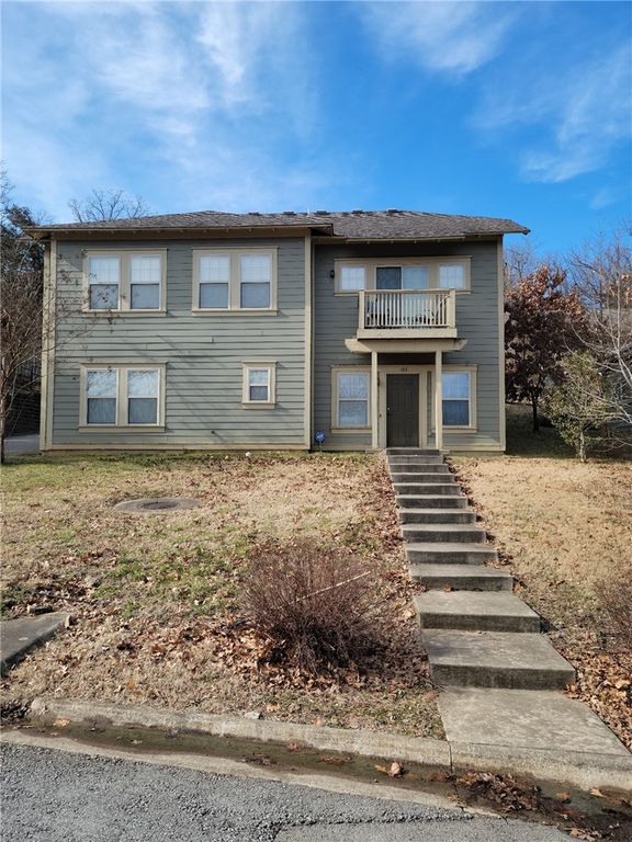 3164 N Barnsbury Terrace 103, Fayetteville, AR 72703