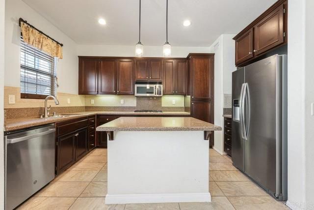 2587 Escala Circle, San Diego, CA 92108