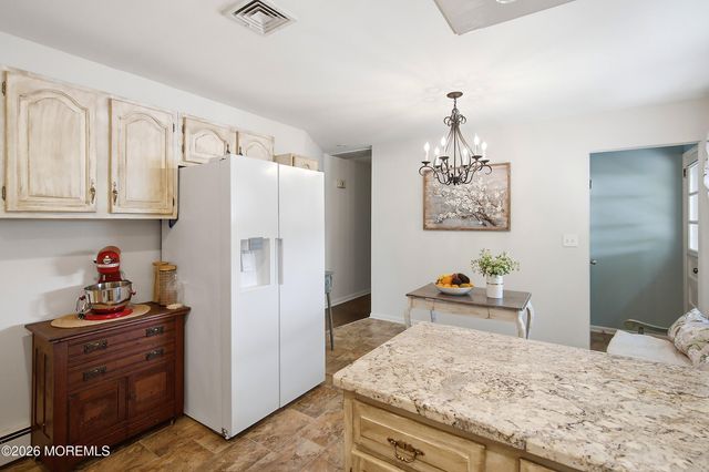 76 Long Hill Road, Gillette, NJ 07933