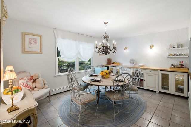 76 Long Hill Road, Gillette, NJ 07933