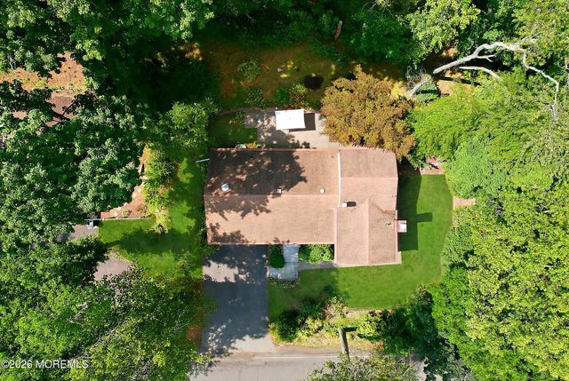 76 Long Hill Road, Gillette, NJ 07933