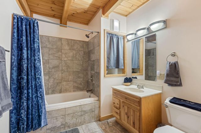 12893 Maysville Williams Road, Logan, OH 43138