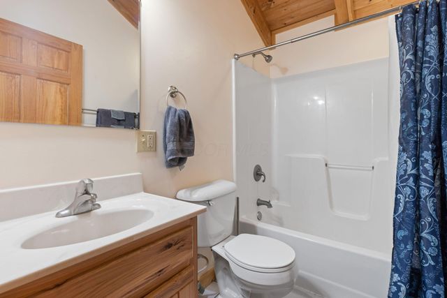 12893 Maysville Williams Road, Logan, OH 43138