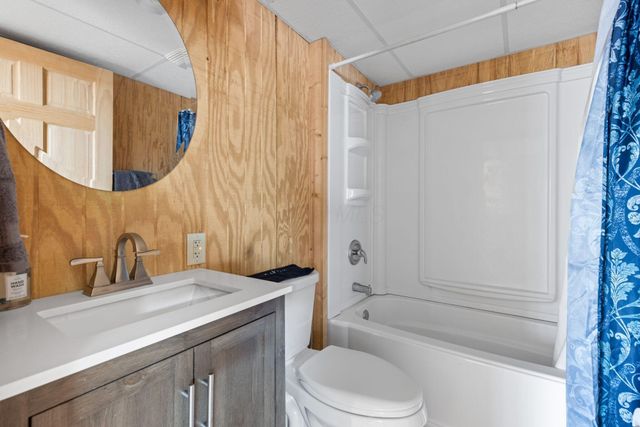 12893 Maysville Williams Road, Logan, OH 43138