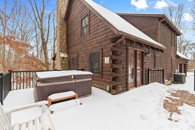 12893 Maysville Williams Road, Logan, OH 43138