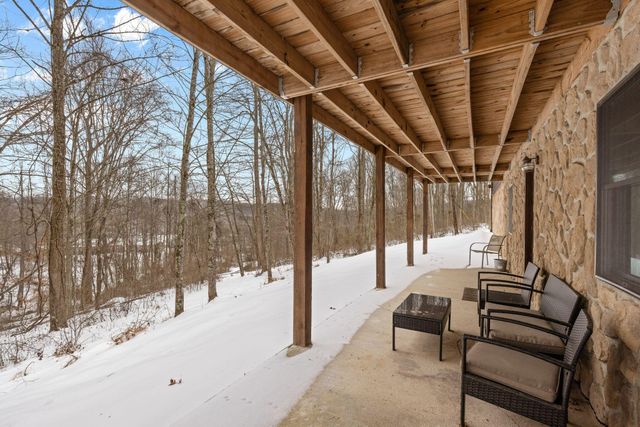 12893 Maysville Williams Road, Logan, OH 43138