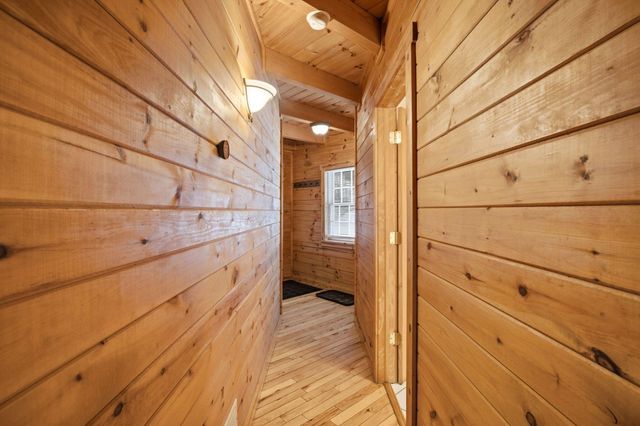 12893 Maysville Williams Road, Logan, OH 43138