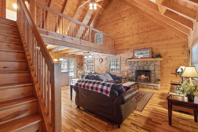 12893 Maysville Williams Road, Logan, OH 43138