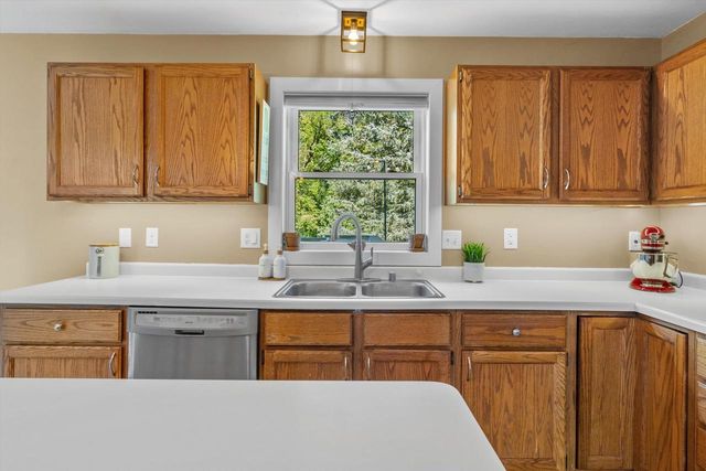 2 Salina Court, Madison, WI 53719
