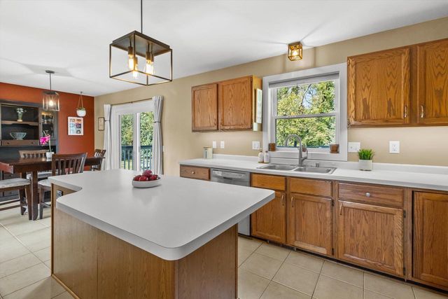 2 Salina Court, Madison, WI 53719