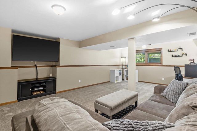 2 Salina Court, Madison, WI 53719