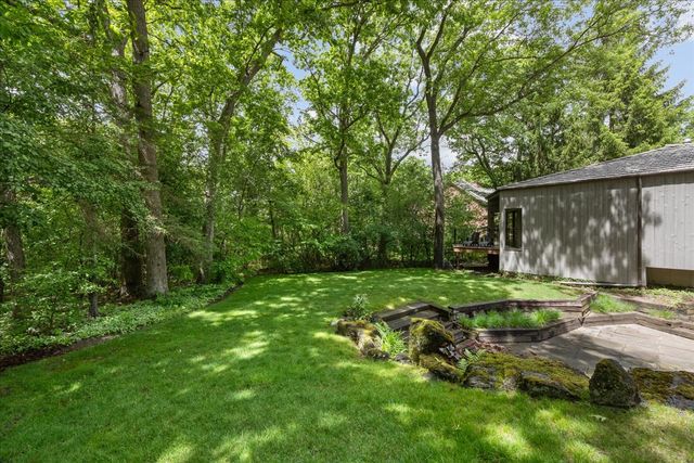 550 S Green Bay Road, Lake Forest, IL 60045