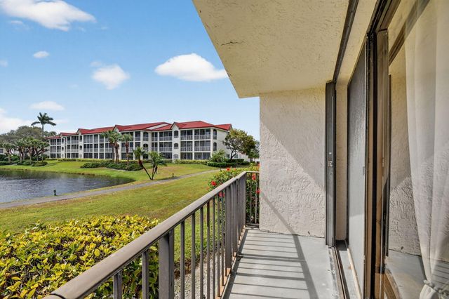 7030 Half Moon Circle 117, Hypoluxo, FL 33462