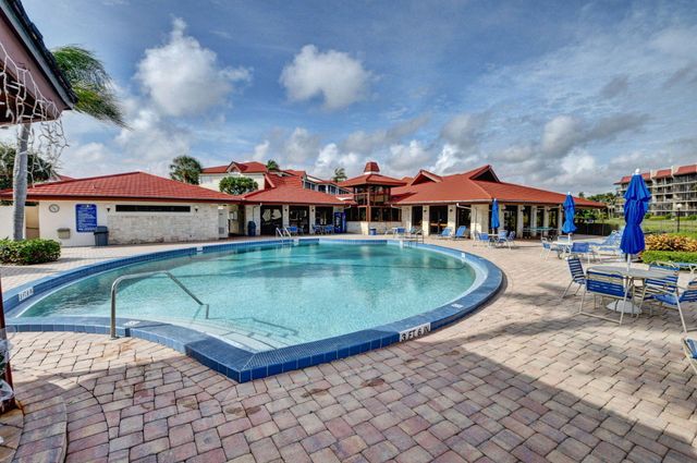7030 Half Moon Circle 117, Hypoluxo, FL 33462