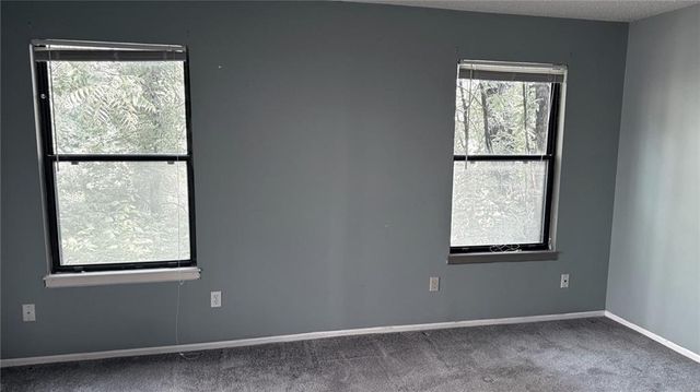 8822 W 106TH Terrace, Overland Park, KS 66212