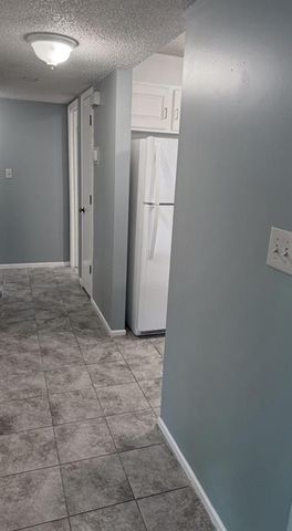 8822 W 106TH Terrace, Overland Park, KS 66212