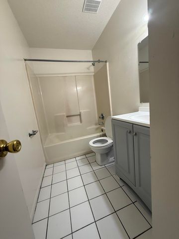 913 Landry Street 5, Mary Esther, FL 32569