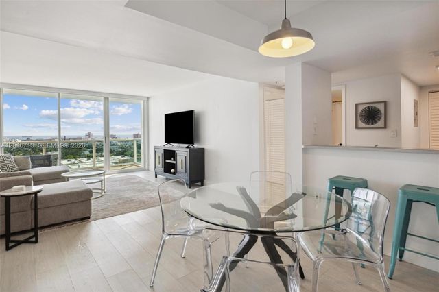 650 WEST AV 1406, Miami Beach, FL 33139