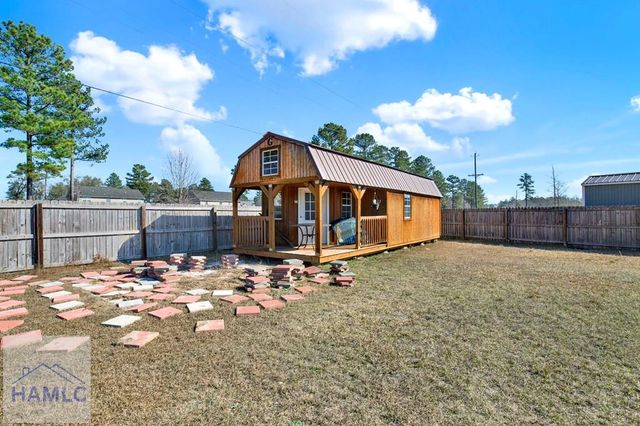110 Red Rock Court NE, Ludowici, GA 31316