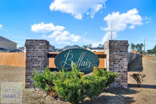 110 Red Rock Court NE, Ludowici, GA 31316