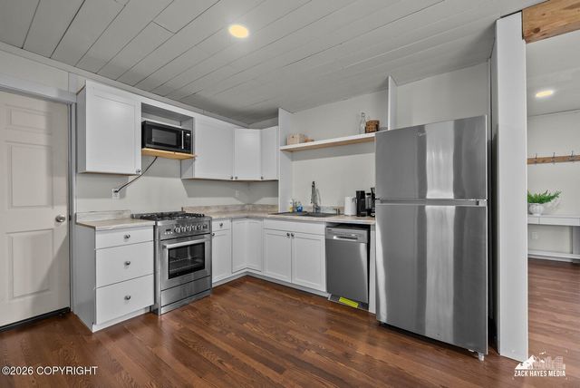 1415 Elmendorf Drive, Anchorage, AK 99504