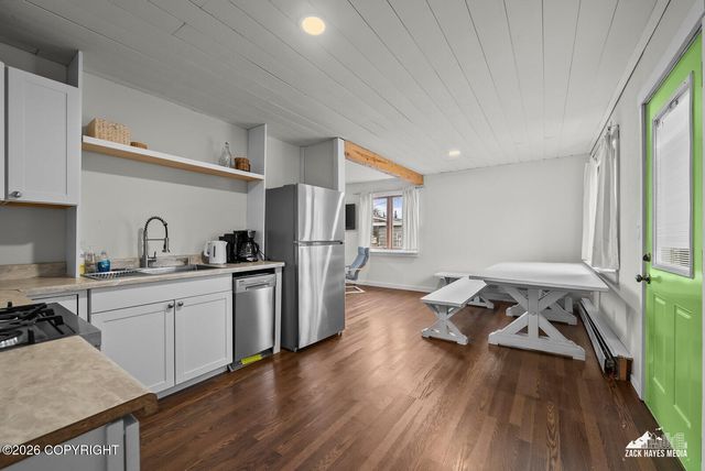 1415 Elmendorf Drive, Anchorage, AK 99504