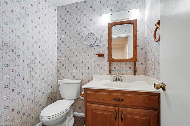 1514 Pepperidge Road, Asheboro, NC 27205